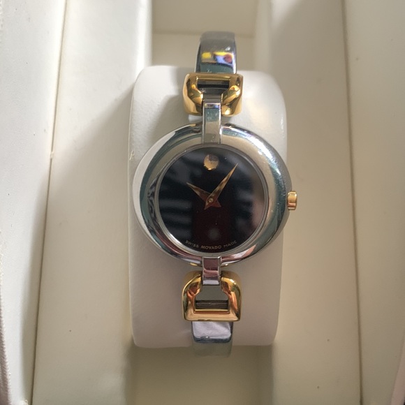 Movado watch - Picture 2 of 9